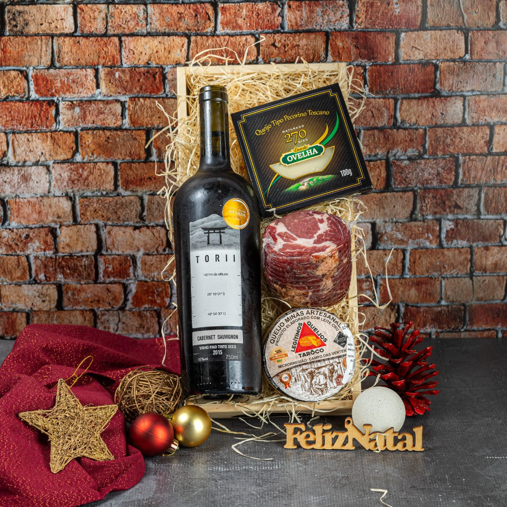 CESTA DE PRESENTE – 2 QUEIJOS + COPA ARTESANAL + VINHO CABERNET SAUVIGNON